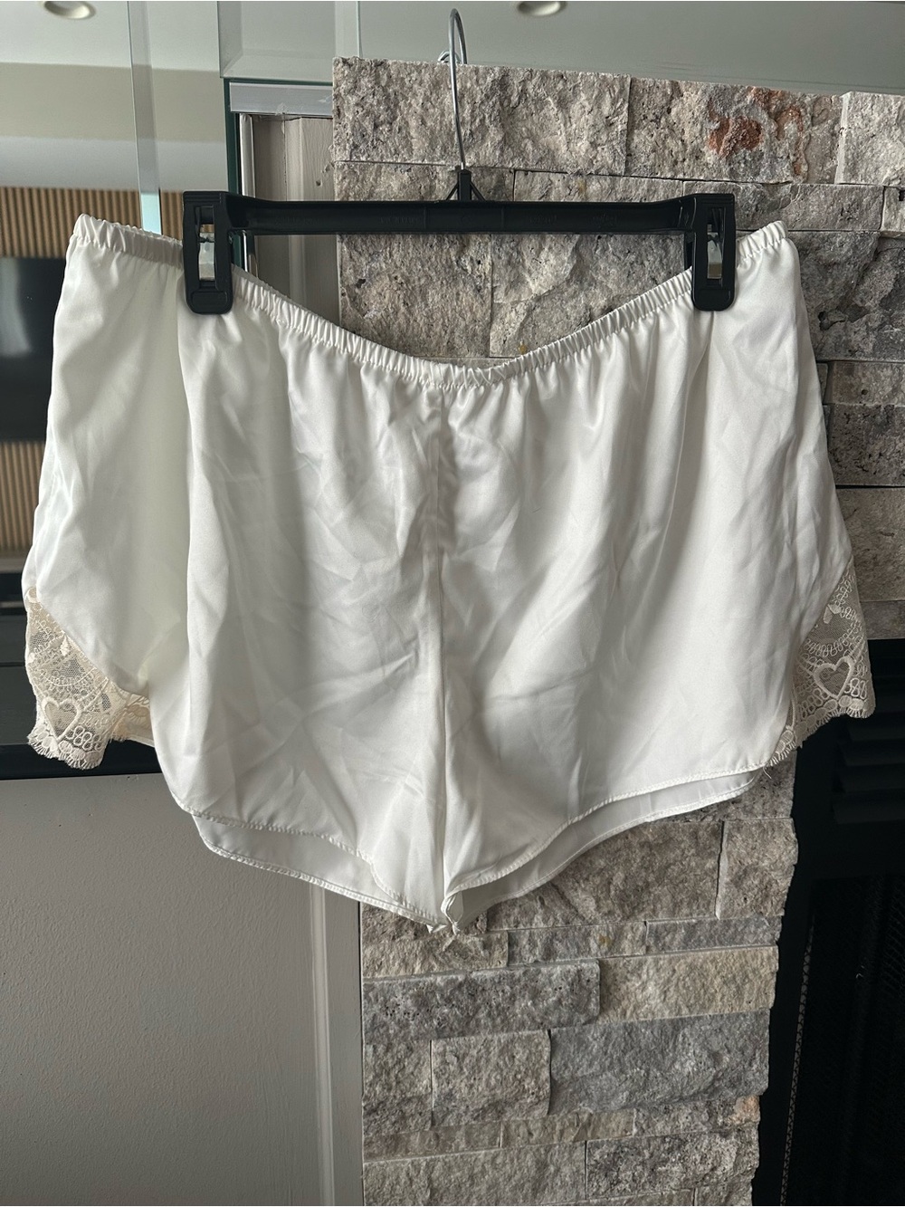 Flora Milky White Lace-Trim Satin Sleep Shorts - Women Intimates